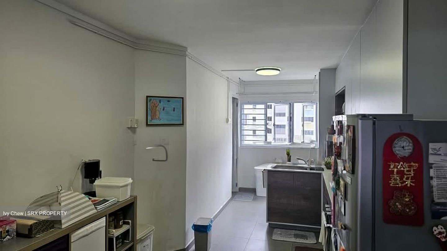 Blk 12 Pine Close (Geylang), HDB 4 Rooms #593182001